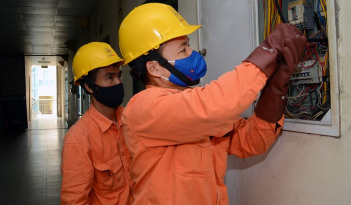 EVN: Sẽ phúc tra toàn bộ chỉ số công tơ có hóa đơn điện tháng 3 tăng trên 30%