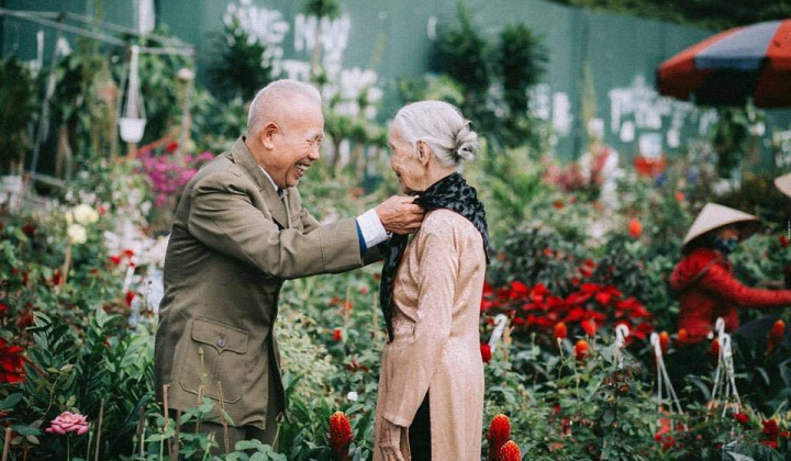 Làng thương vợ có “1-0-2” ở Huế