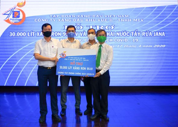 379 triệu đồng và nhiều hơn thế nữa, Petrolimex Sài Gòn ủng hộ phòng, chống dịch Covid-19