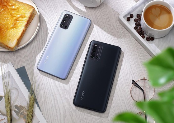 Siêu chụp đêm Vivo V19 ra mắt - Thiết kế cực yêu, giá cực "mềm"