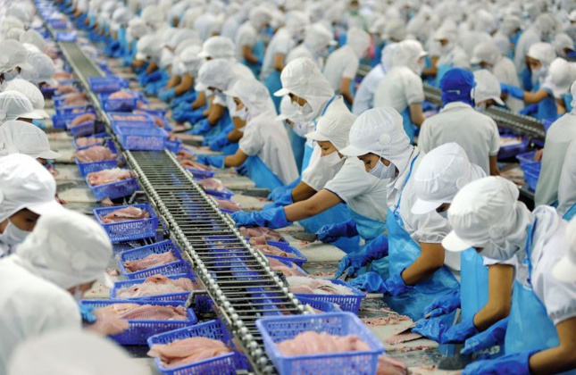 Các yếu tố marketing nội bộ tác động đến sự gắn kết với tổ chức của người lao động tại các doanh nghiệp thủy sản tỉnh Tiền Giang