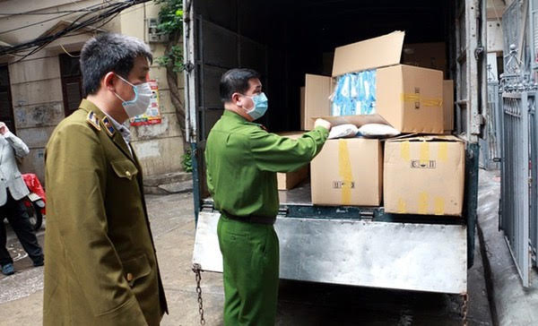 Hà Nội đã xử lý hơn 1.400 vụ buôn lậu, gian lận thương mại trong tháng 4/2020