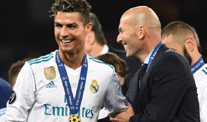 Zidane: Ronaldo là cầu thủ vĩ đại nhất