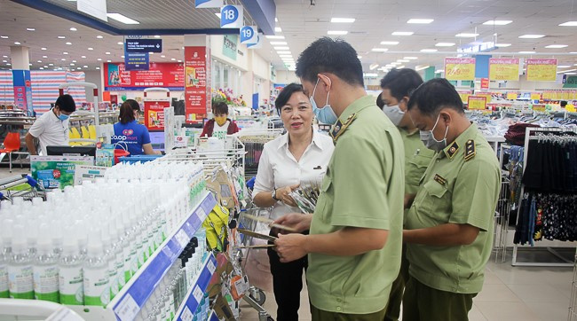 Xử phạt hơn 50 triệu đồng với 5 cơ sở kinh doanh thiết bị y tế vi phạm