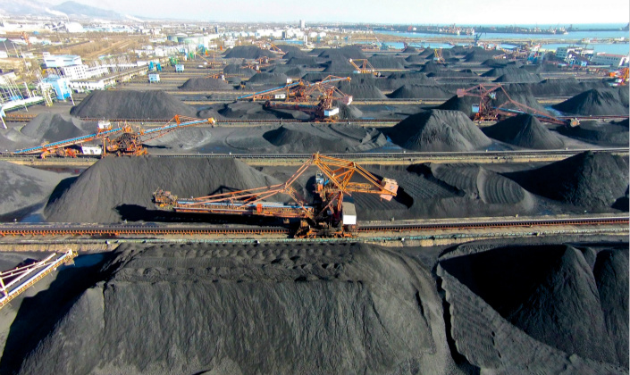 Giá than luyện cốc và than cốc tại Trung Quốc giảm mạnh