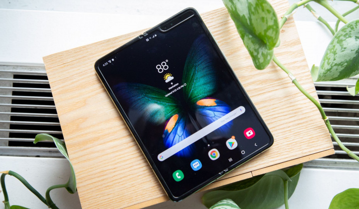 Galaxy Fold 2 - Chiếc điện thoại thú vị nhất năm lộ giá bán "cực yêu"