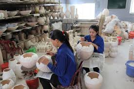 Giải pháp hỗ trợ doanh nghiệp vừa và nhỏ phát triển - Thực trạng ở Việt Nam và kinh nghiệm của một số nước