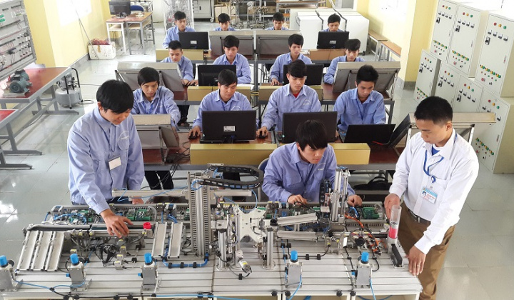 Đời sống xã hội và dịch chuyển cơ cấu nguồn lao động dưới tác động của cuộc cách mạng công nghiệp 4.0