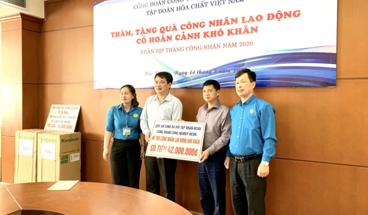 Công đoàn Vinachem: Hơn 700 triệu đồng hỗ trợ người lao động Tháng Công nhân 2020