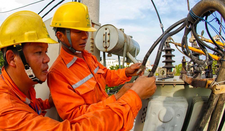 Đề xuất quy định ngừng, giảm mức cung cấp điện phải thông báo trước 5 ngày