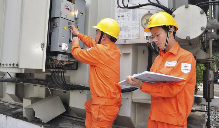 Bộ Công Thương đề xuất lùi thời gian sửa đổi biểu giá bán lẻ điện sinh hoạt