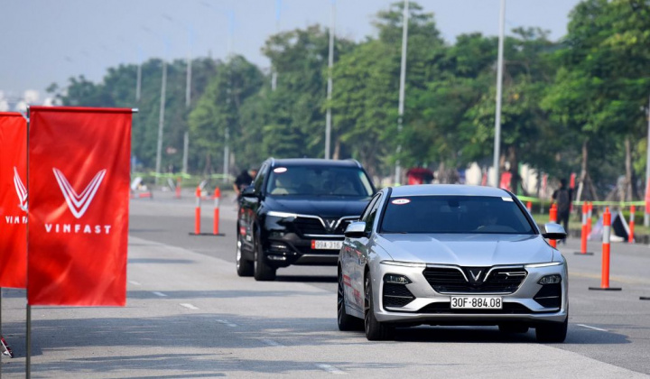 VinFast khuyến mại tới vài trăm triệu đồng cho dòng xe Lux trong tháng 5/2020