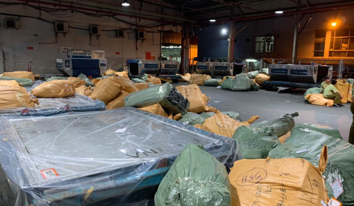 Buôn lậu qua đường hàng không lại "nóng"