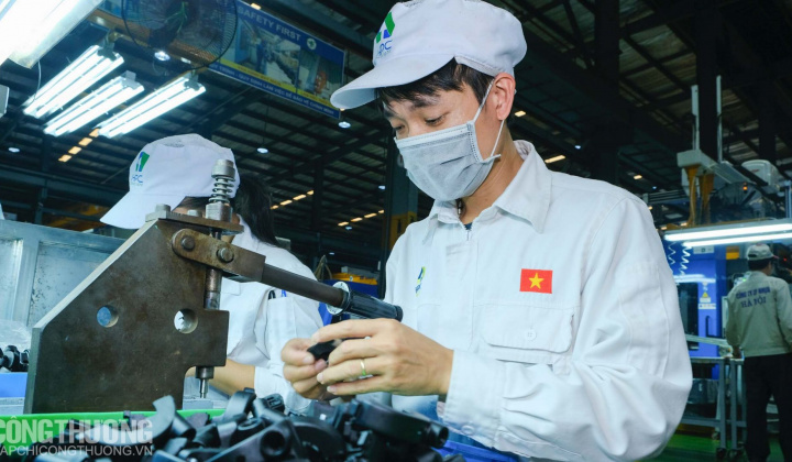 4,3 triệu cổ phiếu bán ra gấp đôi giá khởi điểm, An Phát Holdings thu về vốn "khủng" hơn 215 tỷ đồng