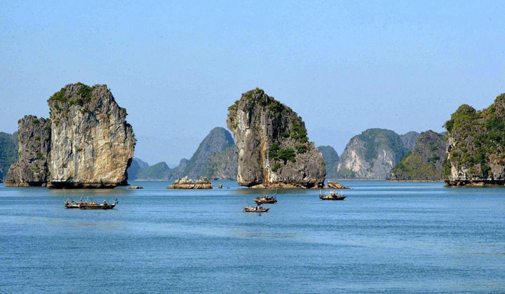 Một nghìn lẻ một lý do bạn nên đến Hạ Long