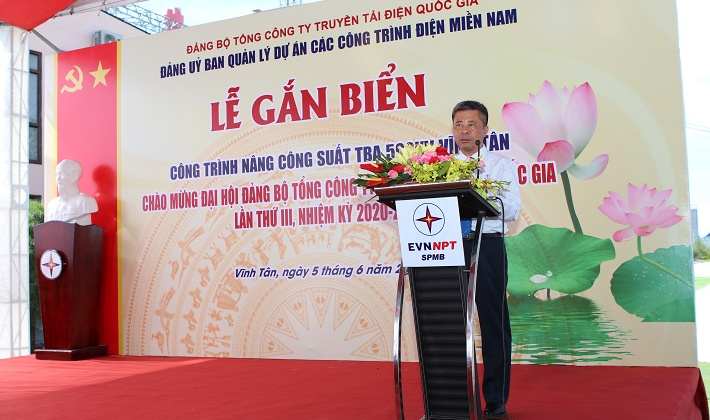 Đảng ủy EVNNPT gắn biển công trình chào mừng Đại hội Đảng bộ Tổng công ty