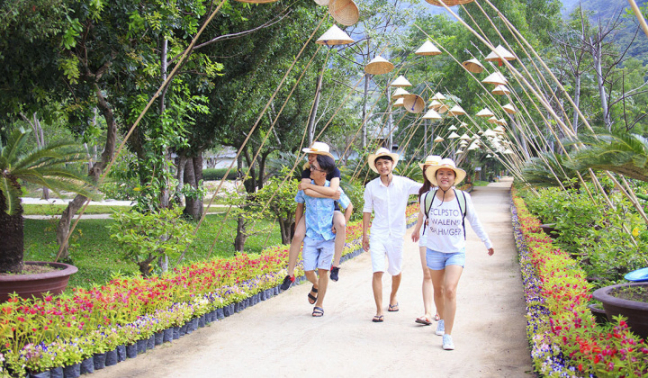 4 điểm đến không thể bỏ lỡ ở Đảo Hoa Lan - Nha Trang