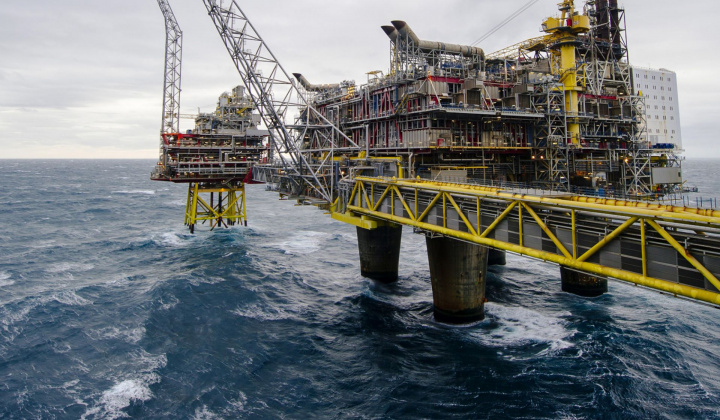 Dầu thô quay đầu giảm giá trở lại, OPEC+ nâng sản lượng khai thác từ tháng 8/2020