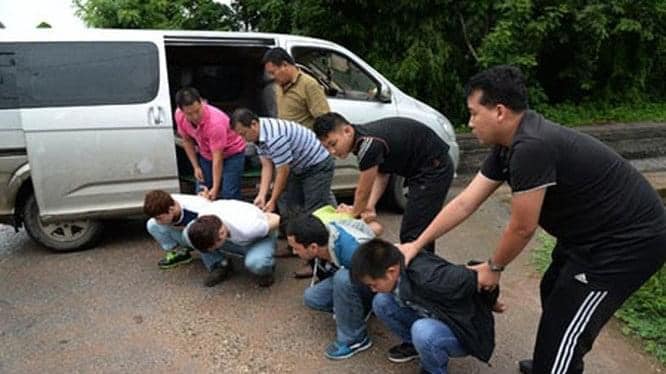 Xác định các đối tượng chủ mưu, cầm đầu, tiếp tay cho người nước ngoài nhập cảnh trái phép vào Việt Nam