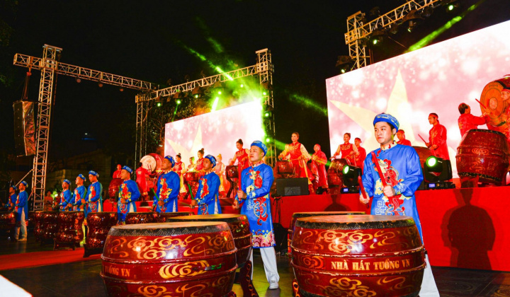 Màn trống hội khởi động Chương trình Nhận diện hàng Việt Nam - Tự hào hàng Việt Nam năm 2020