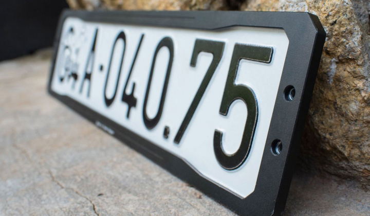 Quy định mới: Bán xe khác tỉnh phải nộp lại biển số