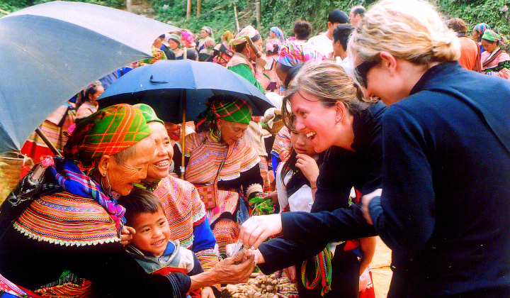 Nét văn hóa của những phiên chợ vùng cao Điện Biên