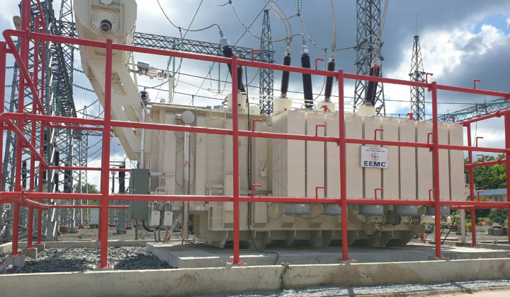 Đóng điện công trình nâng công suất TBA 220 kV Bình Long