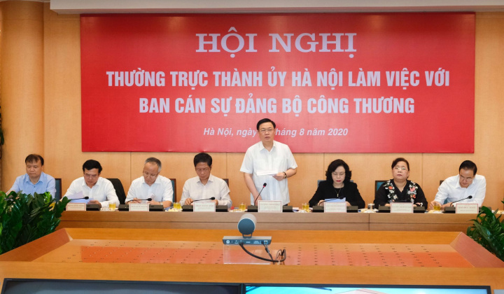 Bộ Công Thương chung tay, phối hợp chặt chẽ với thành phố Hà Nội quyết tâm đẩy mạnh phát triển công nghiệp và thương mại của Thủ đô cho xứng tầm với Trung tâm kinh tế - chính trị của cả nước