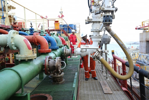 Xuất bán lô sản phẩm Jet A-1 đầu tiên của NMLHD Nghi Sơn tại thị trường nội địa