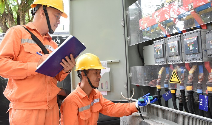 EVNHANOI đảm bảo nguồn điện phục vụ các hoạt động kỷ niệm ngày Cách mạng tháng Tám