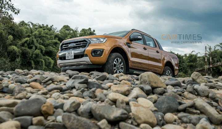 Ford Ranger tại đại lý giảm sâu trong tháng Ngâu, lên tới 100 triệu đồng