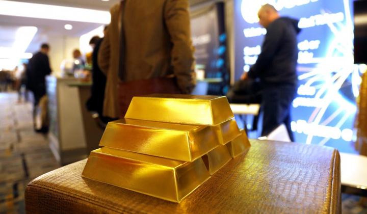 Giá vàng ngày 7/8: Liên tiếp phá kỷ lục trên thị trường trong nước lẫn thế giới