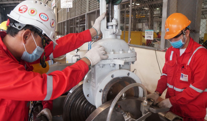 Kiên trì với giải pháp vượt khủng hoảng, PVN đạt mức tăng trưởng ấn tượng