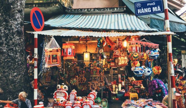 Phố hàng Mã đã lên đèn đón trung thu