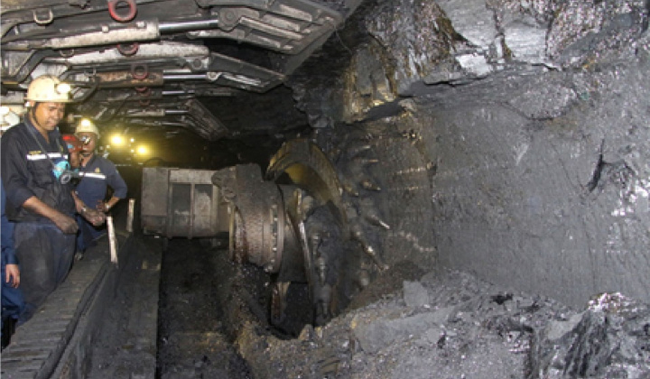 TKV đẩy mạnh cơ giới hóa trong khai thác và đào lò
