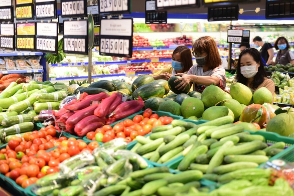 Nghiên cứu tác động của nhãn hàng riêng, giá trị mua sắm, truyền cảm hứng đến lòng trung thành siêu thị của người tiêu dùng tại Thành phố Hồ Chí Minh