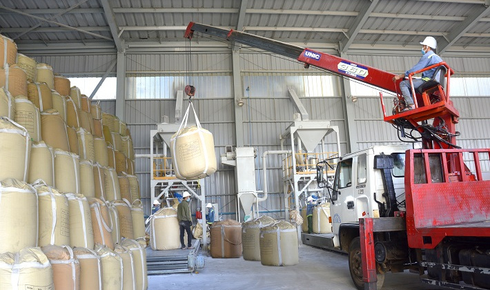 Năm 2020, Công ty Nhôm Đắk Nông tiêu thụ 663.113 tấn alumin, vượt 10,3% so với kế hoạch