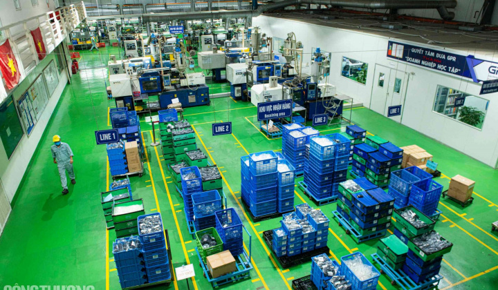 7 nhóm hàng xuất nhập khẩu tỷ USD trong 15 ngày đầu năm 2021