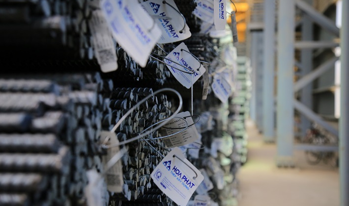 Sản lượng phôi thép và thép xây dựng Hòa Phát lần đầu vượt 5 triệu tấn