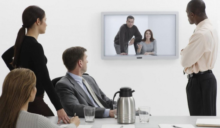 Sử dụng công nghệ cộng tác và sự hài lòng về công việc trong đội ảo