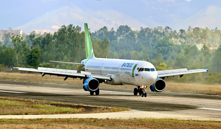 Gần 300 công dân Thái Nguyên về quê an toàn trên chuyến bay của Bamboo Airways