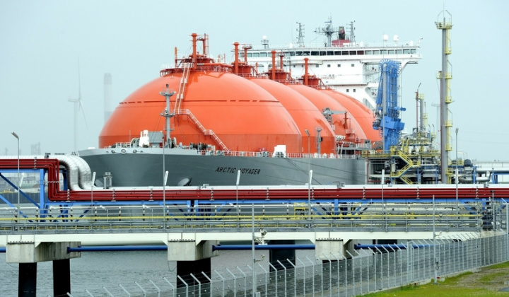 Giá khí LNG tại Châu Á tăng sốc 42% trong phiên giao dịch, lập mức cao kỷ lục mới