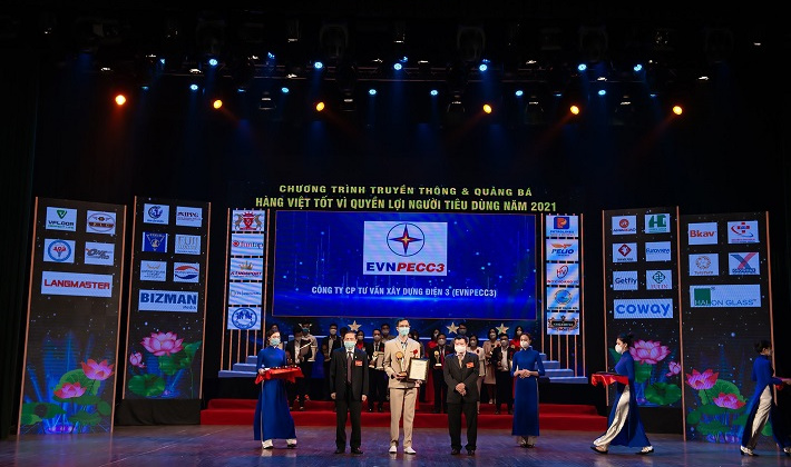 EVNPECC3 đạt giải thưởng top 20 “Dịch vụ chất lượng vàng vì quyền lợi người tiêu dùng”