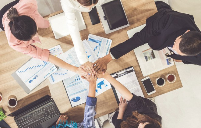 Phát triển văn hóa trong quản trị doanh nghiệp Việt Nam - Bài học từ Vingroup và Viettel