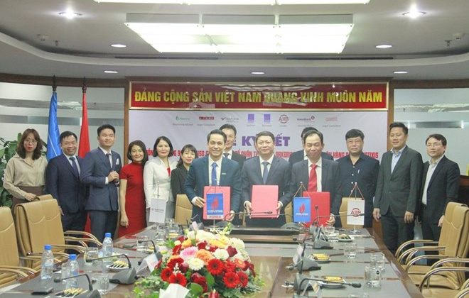 Ký kết hợp đồng tín dụng tái cấu trúc Nhà máy Thủy điện Đăk Đrinh trị giá 95 triệu USD