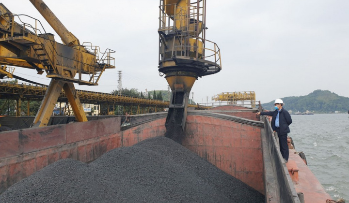 Những "mắt xích" quan trọng trong dây chuyền sản xuất, tiêu thụ than của TKV