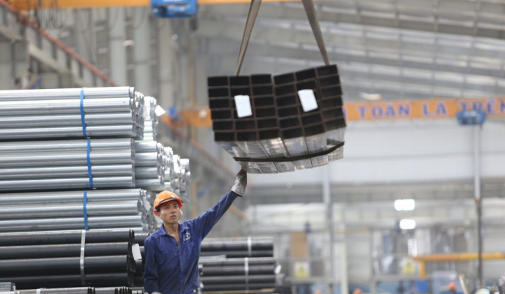 Tiêu thụ thép trong nước giảm, xuất khẩu tăng