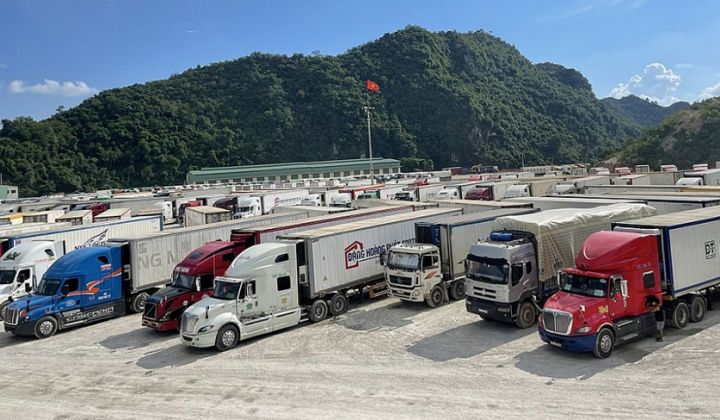 Tìm giải pháp tháo gỡ khó khăn cho hoạt động thông quan hàng hóa  tại cửa khẩu biên giới phía Bắc