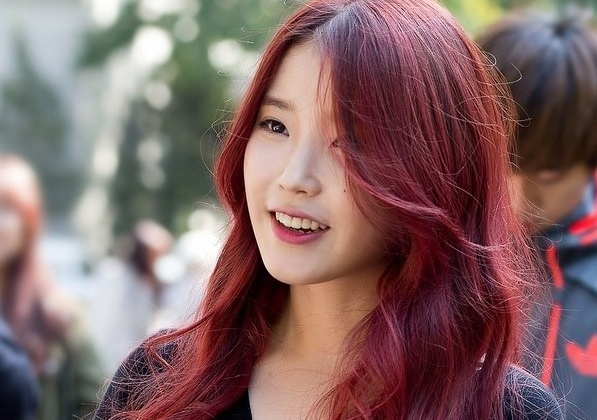 Những gam màu nâu thần thánh cho mái tóc của bạn nổi bật