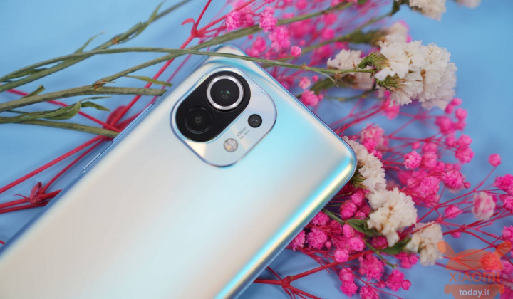 Xiaomi Mi 11 chính thức ra mắt toàn cầu